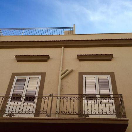 Casa Vacanze Tamara Balestrate Bagian luar foto
